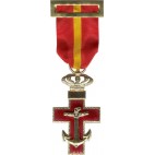 Cruz del Mérito Naval con distintivo rojo