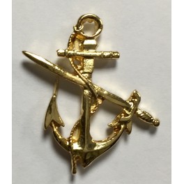 Pin pequeño Dorado Compañías del Mar